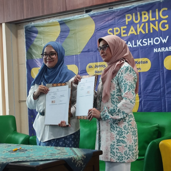 Logo Dharma Wanita Persatuan Kabupaten Cirebon